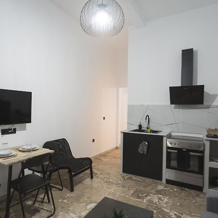 K Studios Kalamata Bagian luar foto